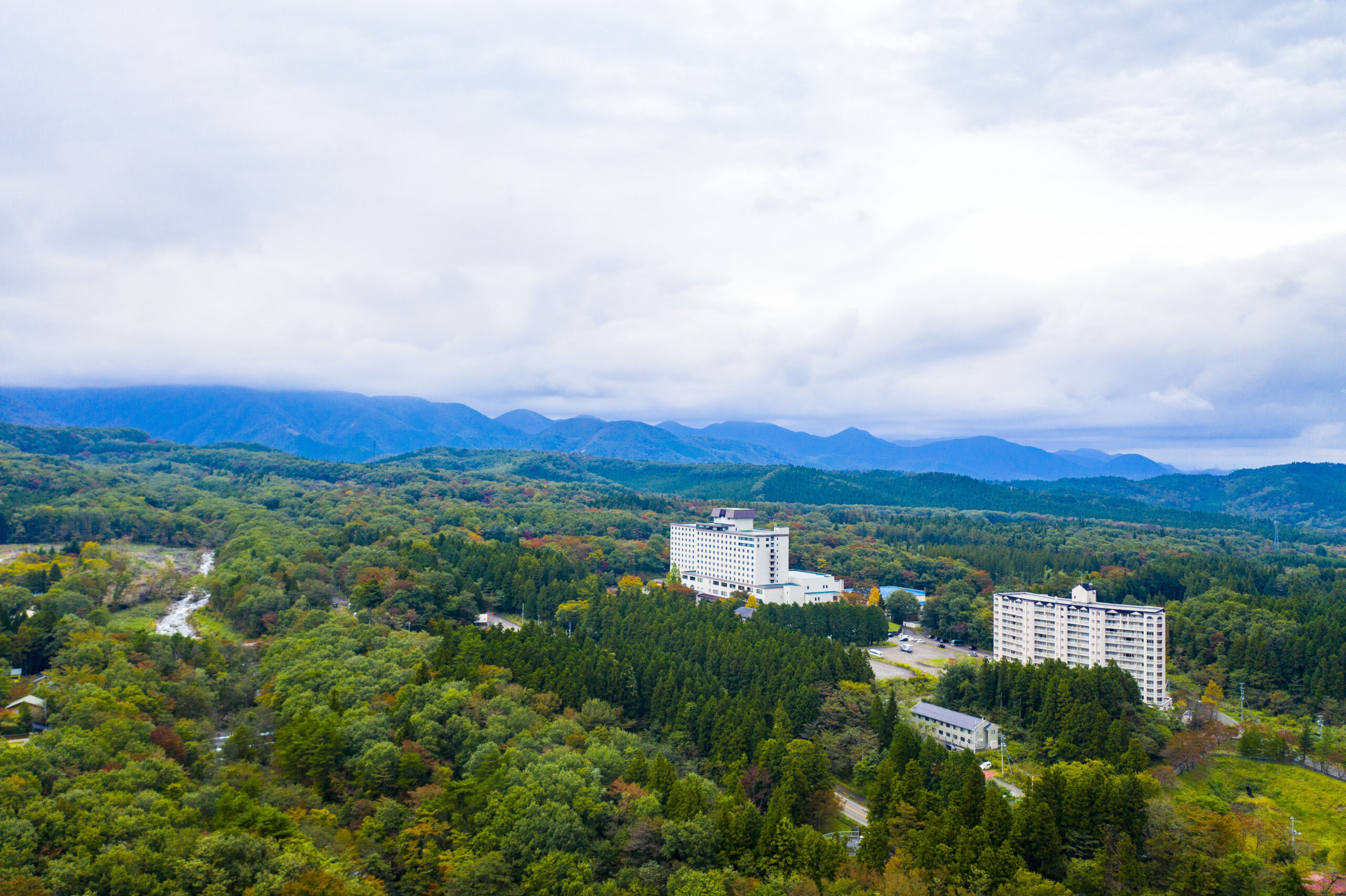 雄大な蔵王連峰の